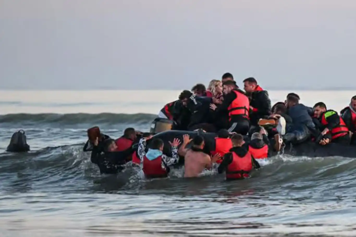 At least seven dead, baby missing after migrant boat capsizes in Canary Islands At least seven dead, baby missing after migrant boat capsizes in Canary Islands