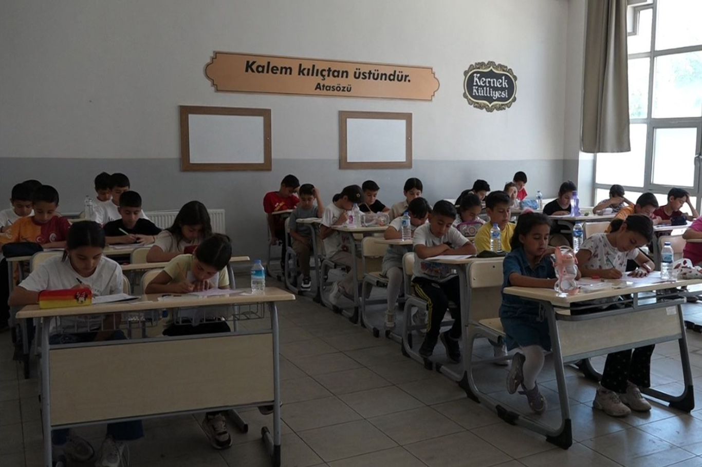 Malatya'da semt konakları öğrenci seçme sınavı yapıldı Malatya'da semt konakları öğrenci seçme sınavı yapıldı