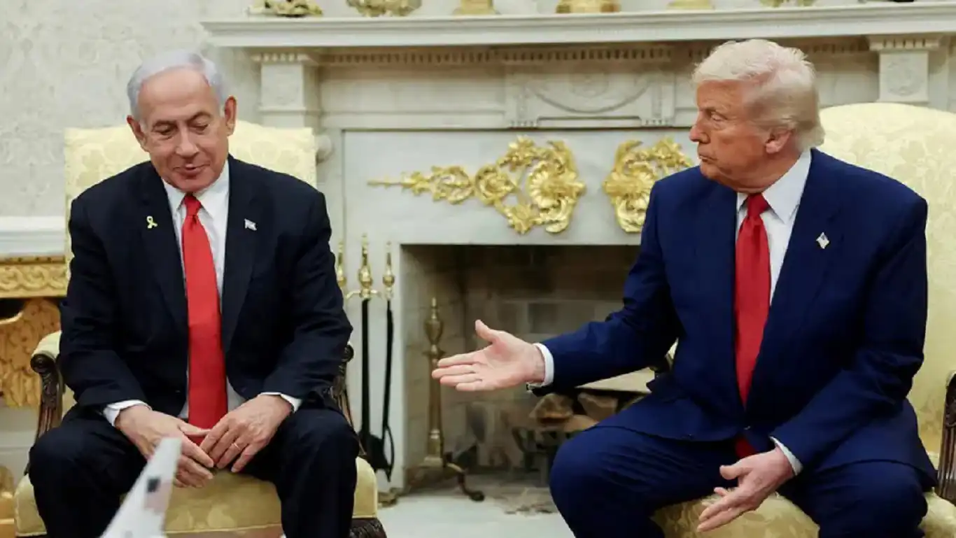 ترامب: حذرت نتنياهو من أي إجراء ضد إيران ترامب: حذرت نتنياهو من أي إجراء ضد إيران