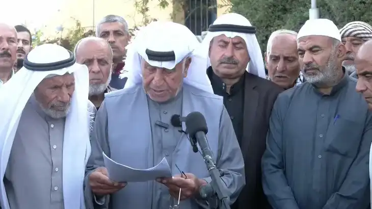 وجهاء غزة ينددون بسياسة "التجويع" ويدعون قادة العالم لإنقاذ القطاع وجهاء غزة ينددون بسياسة "التجويع" ويدعون قادة العالم لإنقاذ القطاع