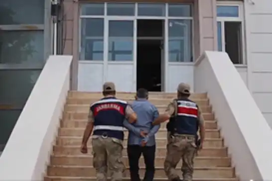 Şanlıurfa merkezli tefecilik operasyonunda 2 kişi tutuklandı