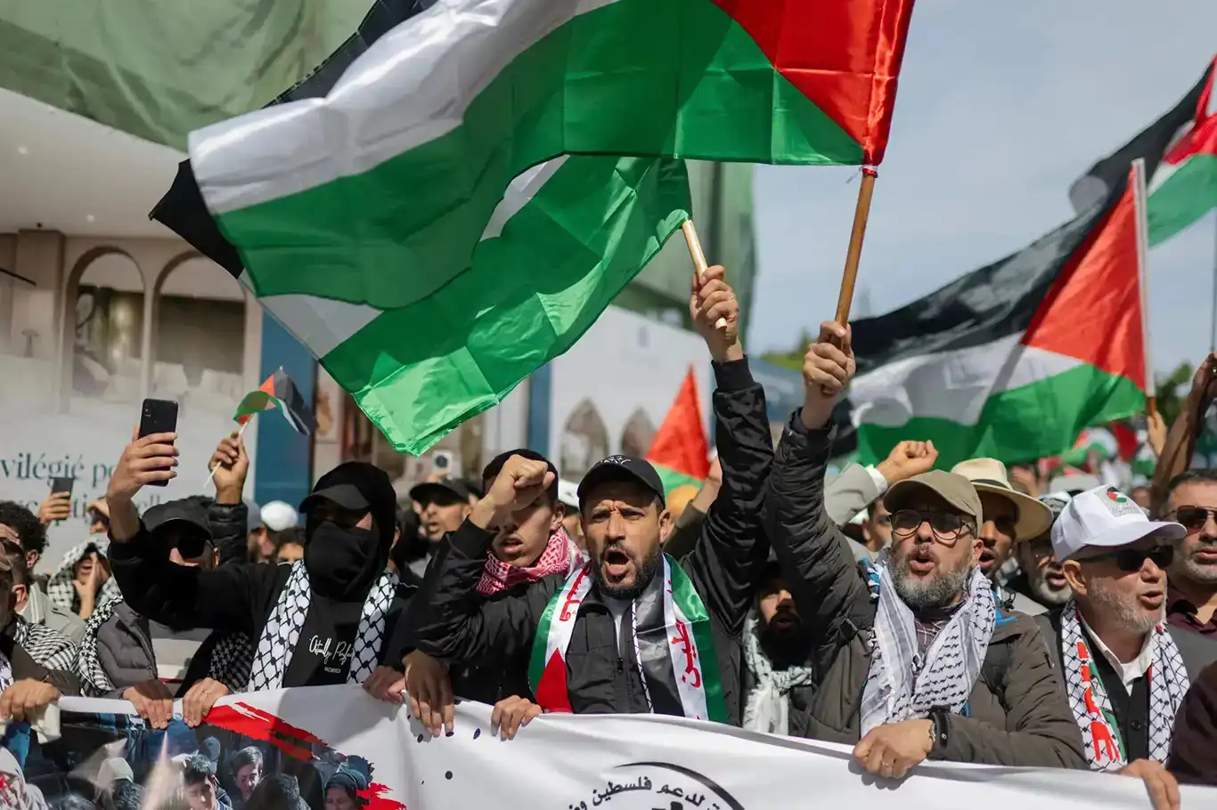 فراخوان حماس به جهانیان: میدانها پر شود، صداها علیه ظلم بلند گردد فراخوان حماس به جهانیان: میدانها پر شود، صداها علیه ظلم بلند گردد
