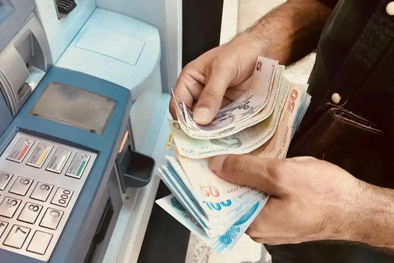 Bayram ikramiyesi ödemeleri bugün başlıyor Bayram ikramiyesi ödemeleri bugün başlıyor