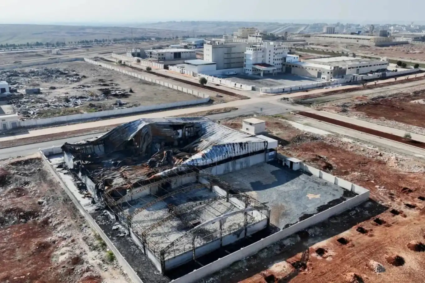 Siyonist rejimden Suriye'ye hava saldırıları