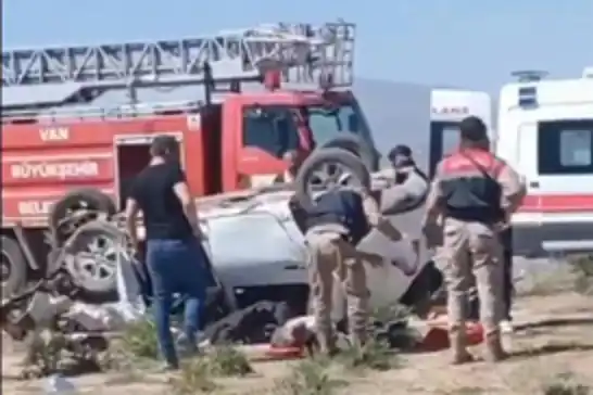 رووداوێکی هاتوچۆ لە وان: ٤ کوژراو و ٢ بریندار