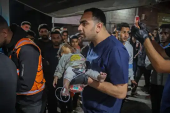 Siyonist rejimden sivillerin sığındığı okula saldırı: En az 30 şehit, 100'e yakın yaralı