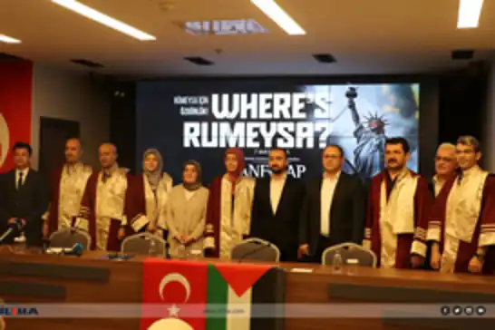 مؤتمر صحفي يدعو للإفراج الفوري عن الطالبة التركية "روميسا أوزتورك" المعتقلة في أمريكا
