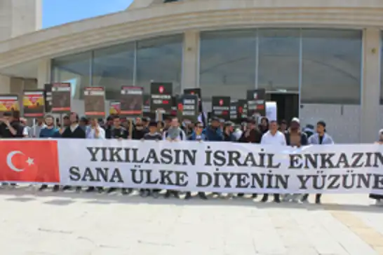 Fırat Üniversitesi öğrencilerinden Vicdan Gemisi'ne yapılan saldırıya tepki