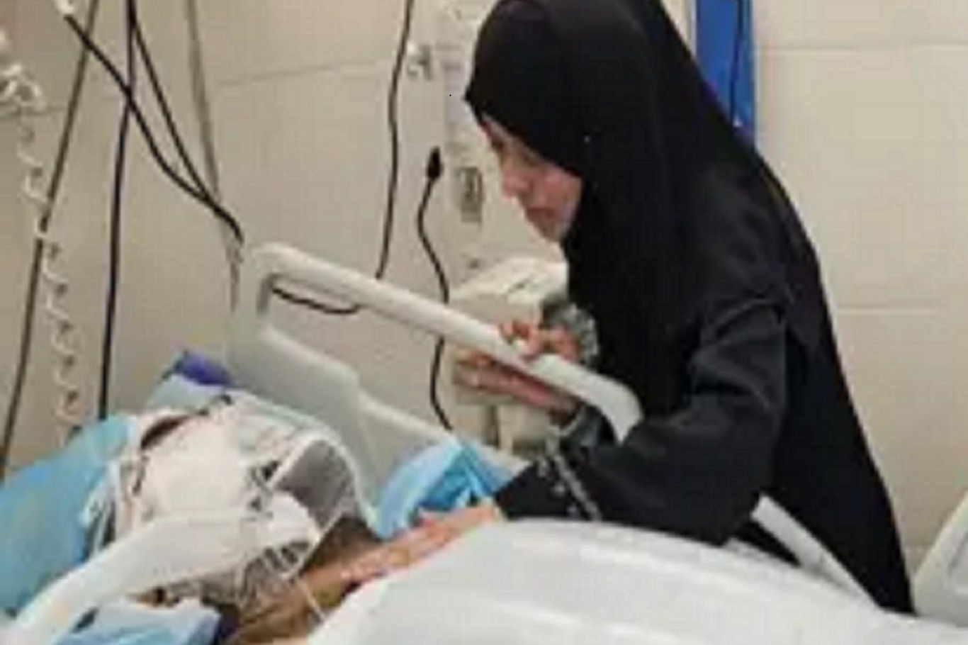 9 çocuğunu kaybeden Filistinli Dr. Alaa en-Neccar’ın ağır yaralı eşi de şehid oldu 9 çocuğunu kaybeden Filistinli Dr. Alaa en-Neccar’ın ağır yaralı eşi de şehid oldu