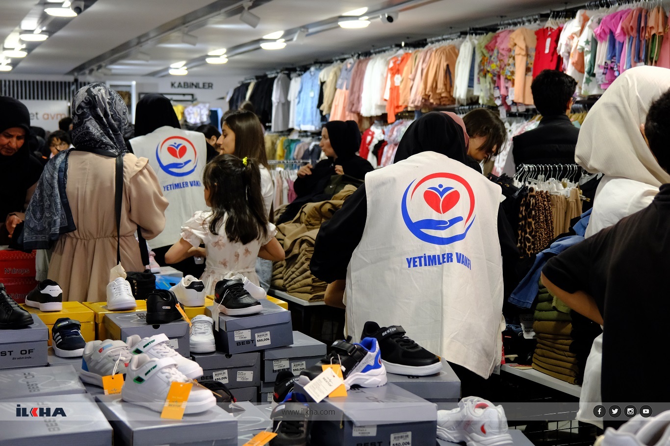 86ff3ed4-cb27-4adb-93e3-a71957c93f6e