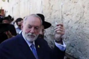 حماس تدين اقتراح السفير الأميركي إقامة دولة فلسطينية على أراض فرنسية وتعتبره تبنياً لسردية الاحتلال
