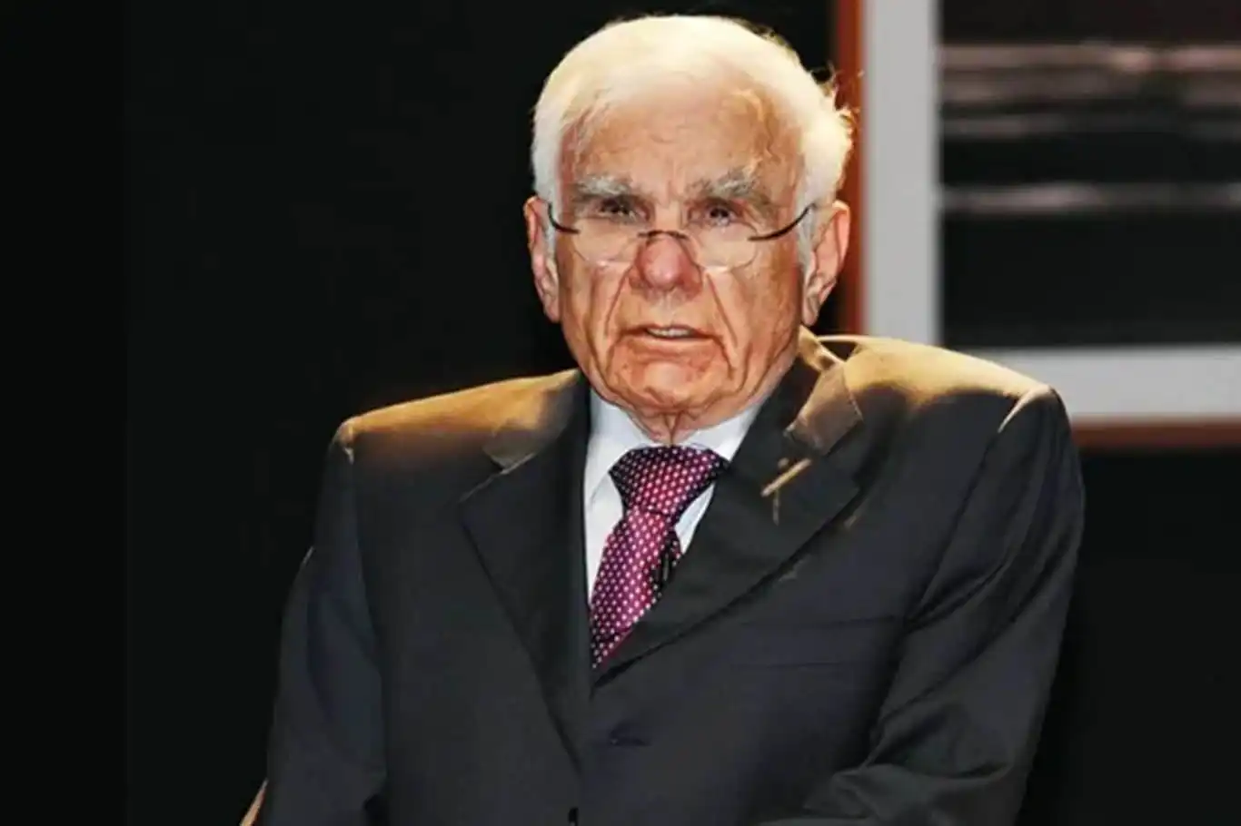 "Yüzyılın En İyi Beyin Cerrahı" Prof. Dr. Gazi Yaşargil hayatını kaybetti "Yüzyılın En İyi Beyin Cerrahı" Prof. Dr. Gazi Yaşargil hayatını kaybetti