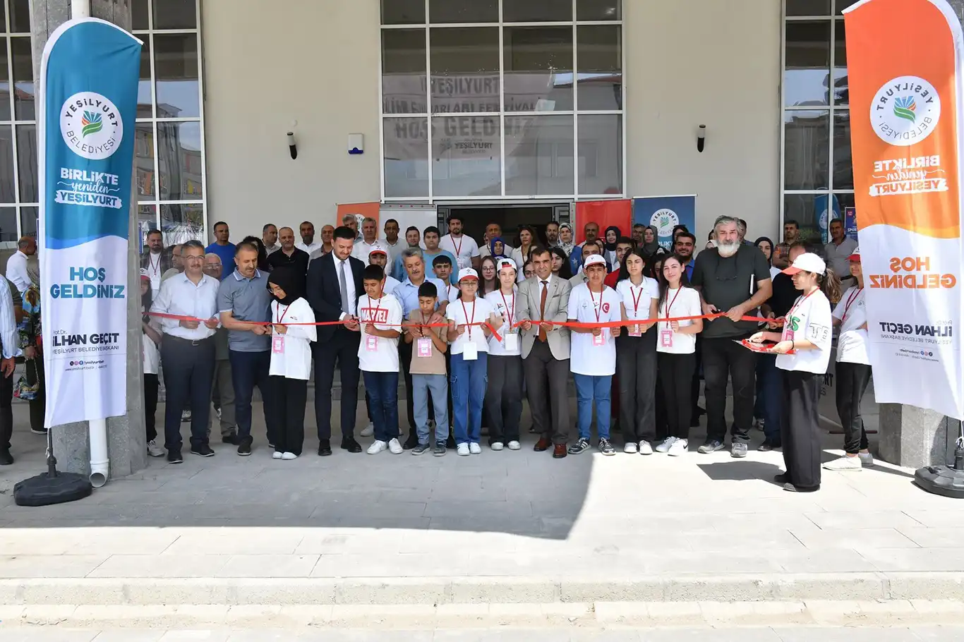 Geleceğin mucitleri TÜBİTAK fuarında buluştu Geleceğin mucitleri TÜBİTAK fuarında buluştu
