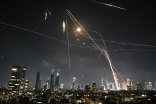 Iran launches fifth wave of retaliatory strikes: Explosions rock occupied Palestinian territories