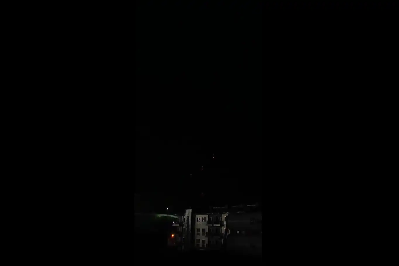 İşgal rejiminin İran'a fırlattığı füzelerin imha edilmesi Ağrı'dan görüntülendi