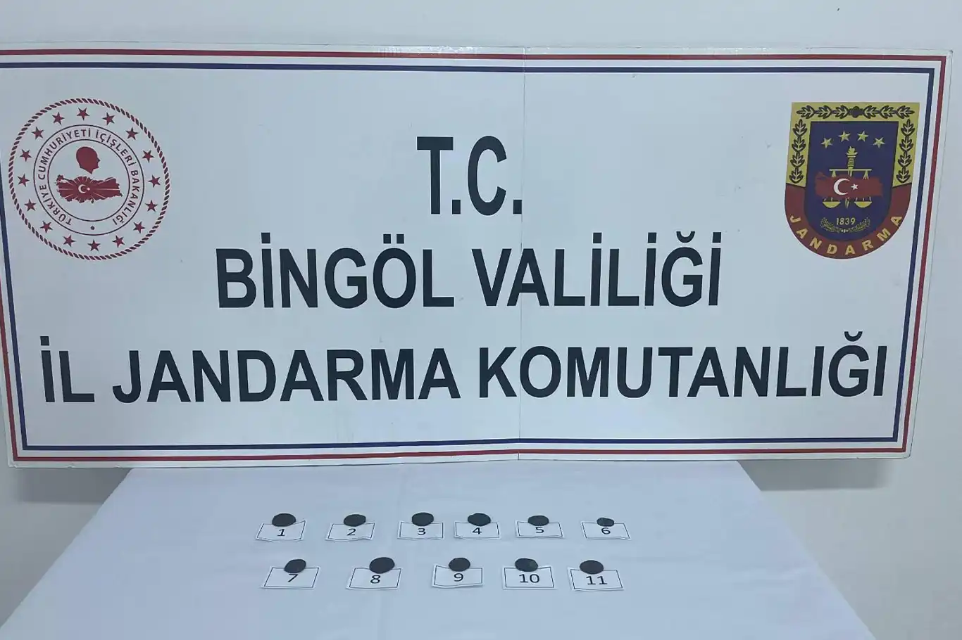 Bingöl'de tarihi eser operasyonu Bingöl'de tarihi eser operasyonu