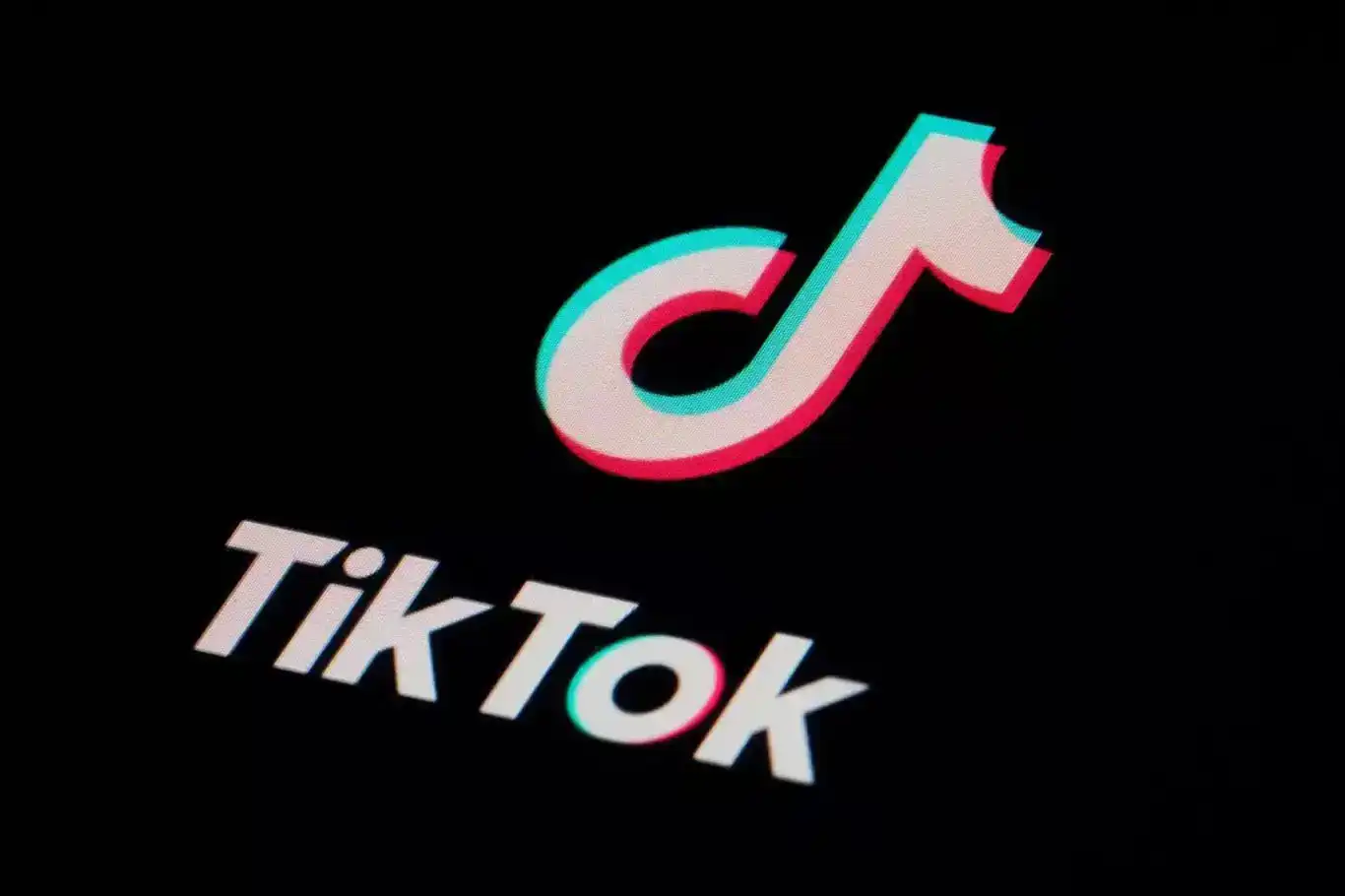 Trump grants 90-day extension to TikTok sale-or-ban deadline Trump grants 90-day extension to TikTok sale-or-ban deadline