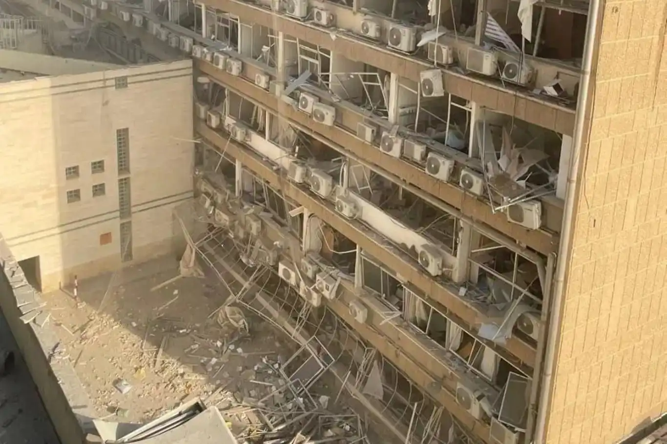 دامەزراوەی تەنیشت نەخۆشخانە کە ئێران کردبووە ئامانج، وەک بارەگایەکی سەهیۆنی بەکاردەهێنرا