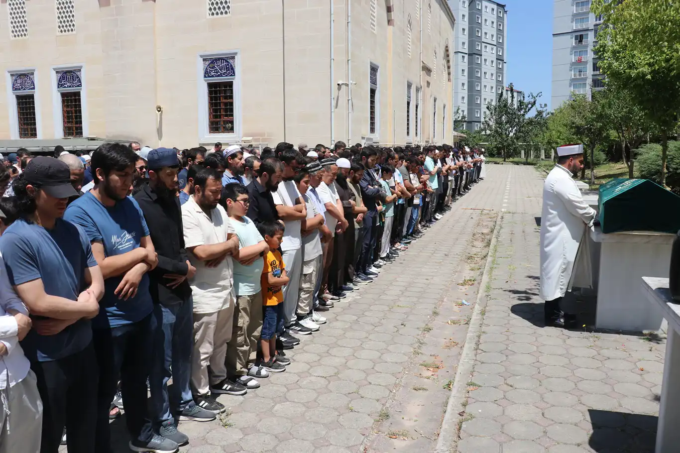Zulümden kaçıp Türkiye'ye sığındı ama geri gönderme merkezinde vefat etti