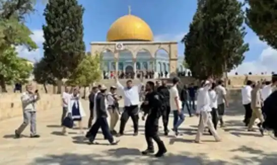 الاحتلال الإسرائيلي يعمل على تهويد المسجد الأقصى بعد إغلاقه لسبعة أيام