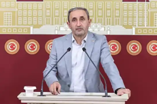 النائب عن حزب "الهدى" شاه زاده دمير: مشاريع تهدف لتشويه الثقافة الكردية تُفعّل بعد انتهاء مرحلة السلاح