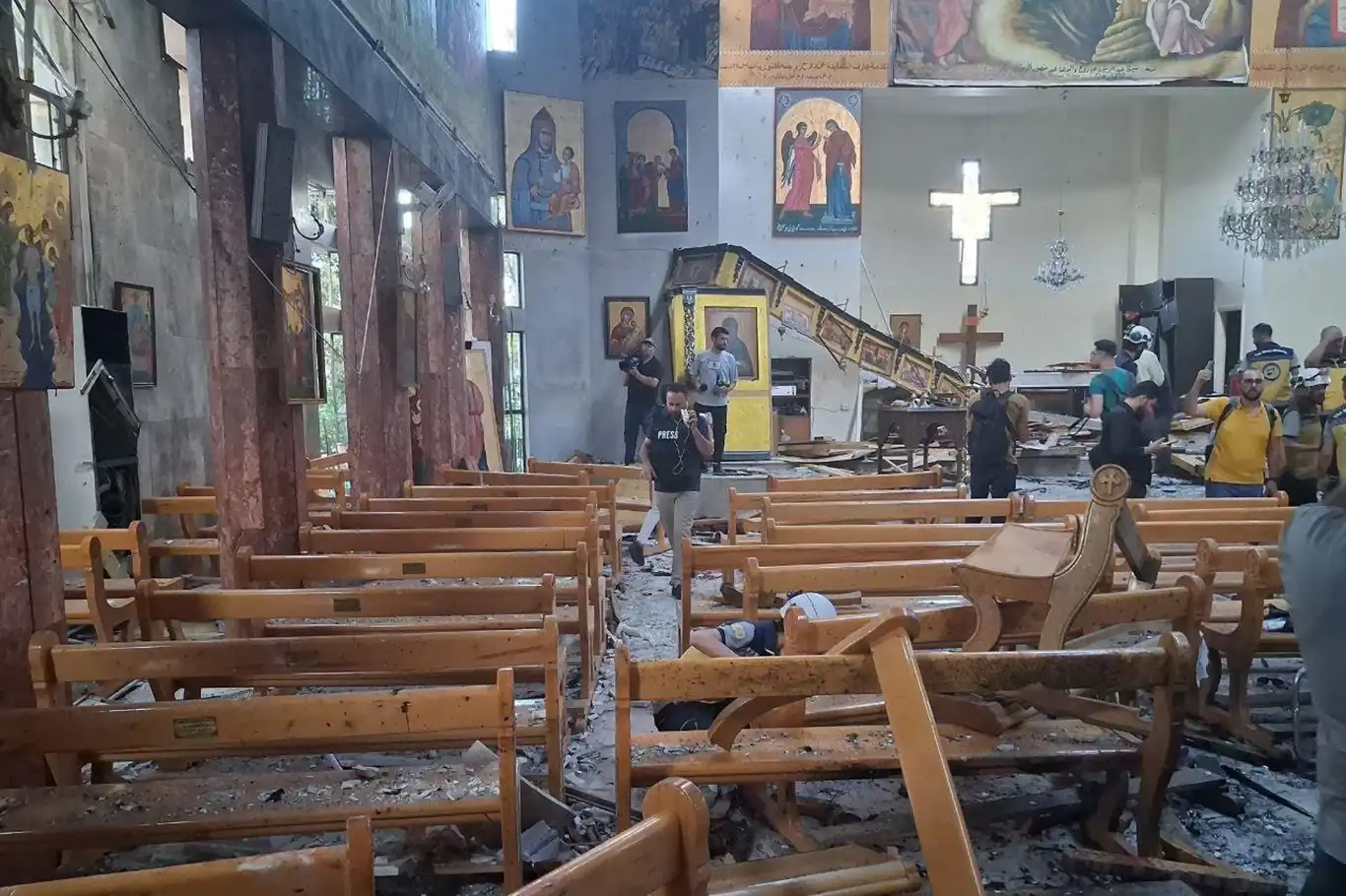 Şam'da bir kilisede patlama: 13 ölü, 53 yaralı Şam'da bir kilisede patlama: 13 ölü, 53 yaralı