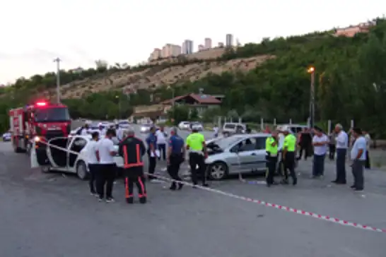 Malatya'da 2 otomobil çarpıştı: 11 yaralı