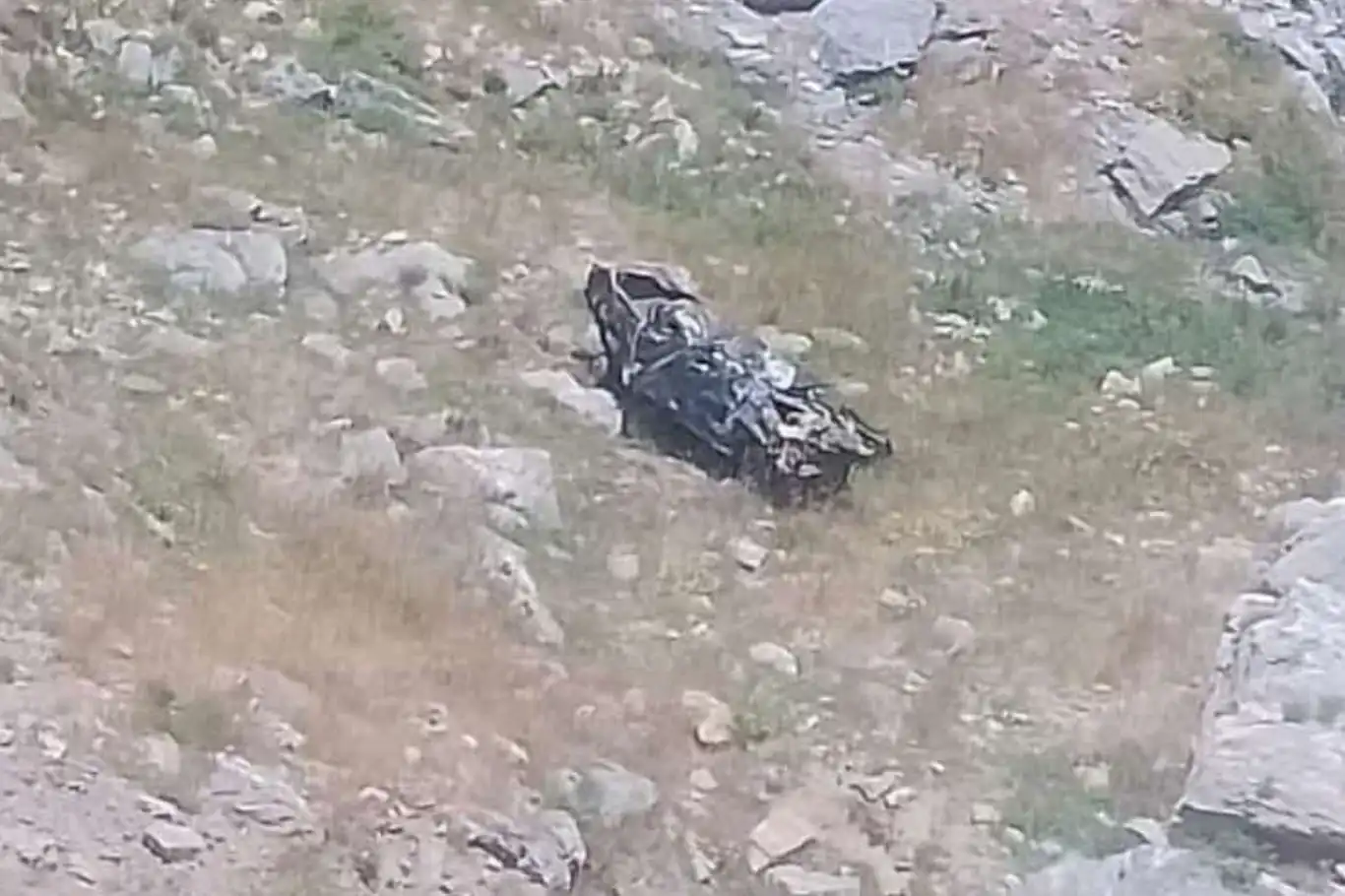 Batman'da araç uçuruma yuvarlandı: 5 ölü