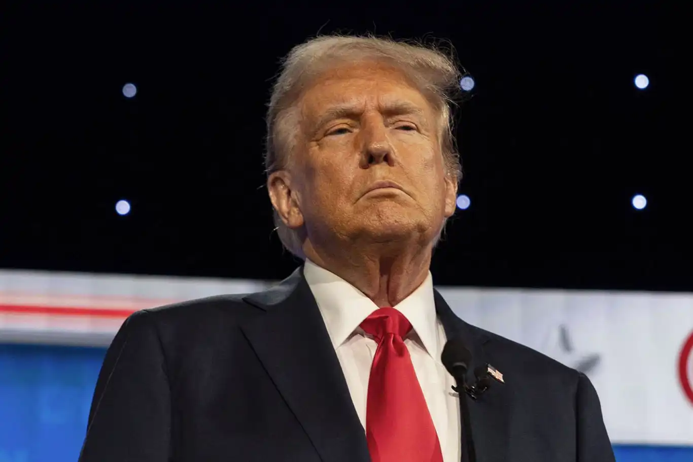 Trump’tan kendisi gibi düşünmeyen 2 medya kuruluşuna sert tepki Trump’tan kendisi gibi düşünmeyen 2 medya kuruluşuna sert tepki