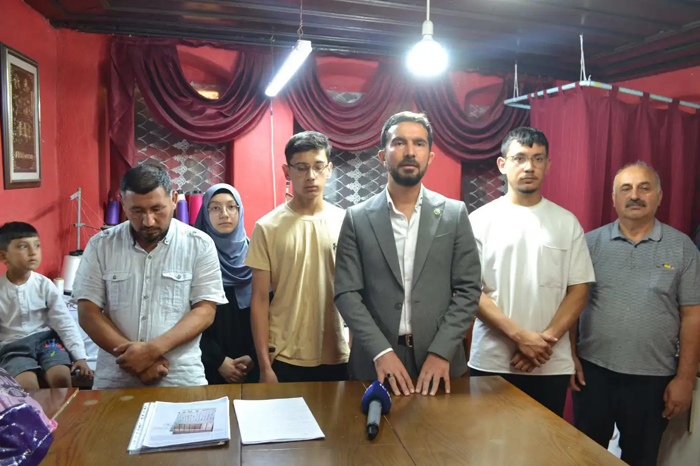 HÜDA PAR'dan Özbek vatandaşın sınır dışı kararına tepki