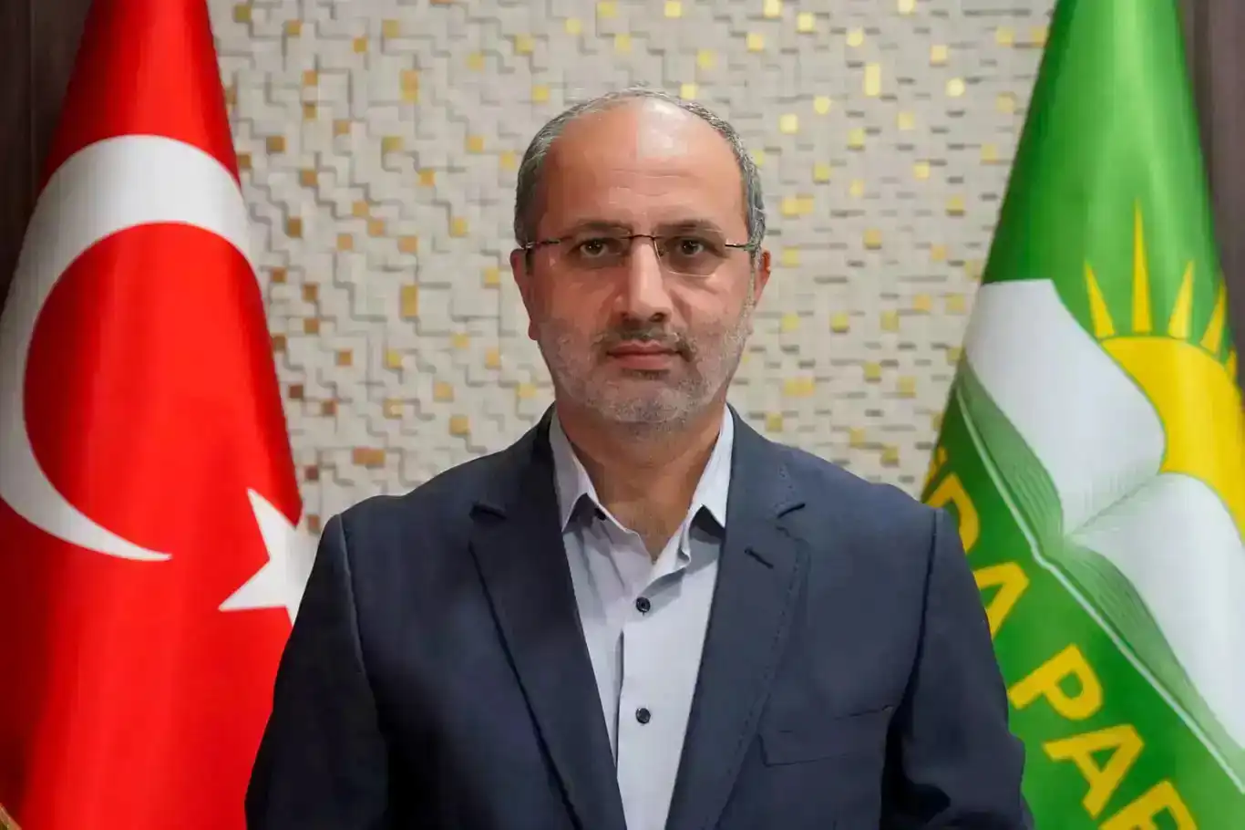 جێگری سەرۆکی گشتی هودا پار هەڵسەنگاندن لەبارەی ئەنجامەکانی شەڕی دژی ئێران دەکات جێگری سەرۆکی گشتی هودا پار هەڵسەنگاندن لەبارەی ئەنجامەکانی شەڕی دژی ئێران دەکات