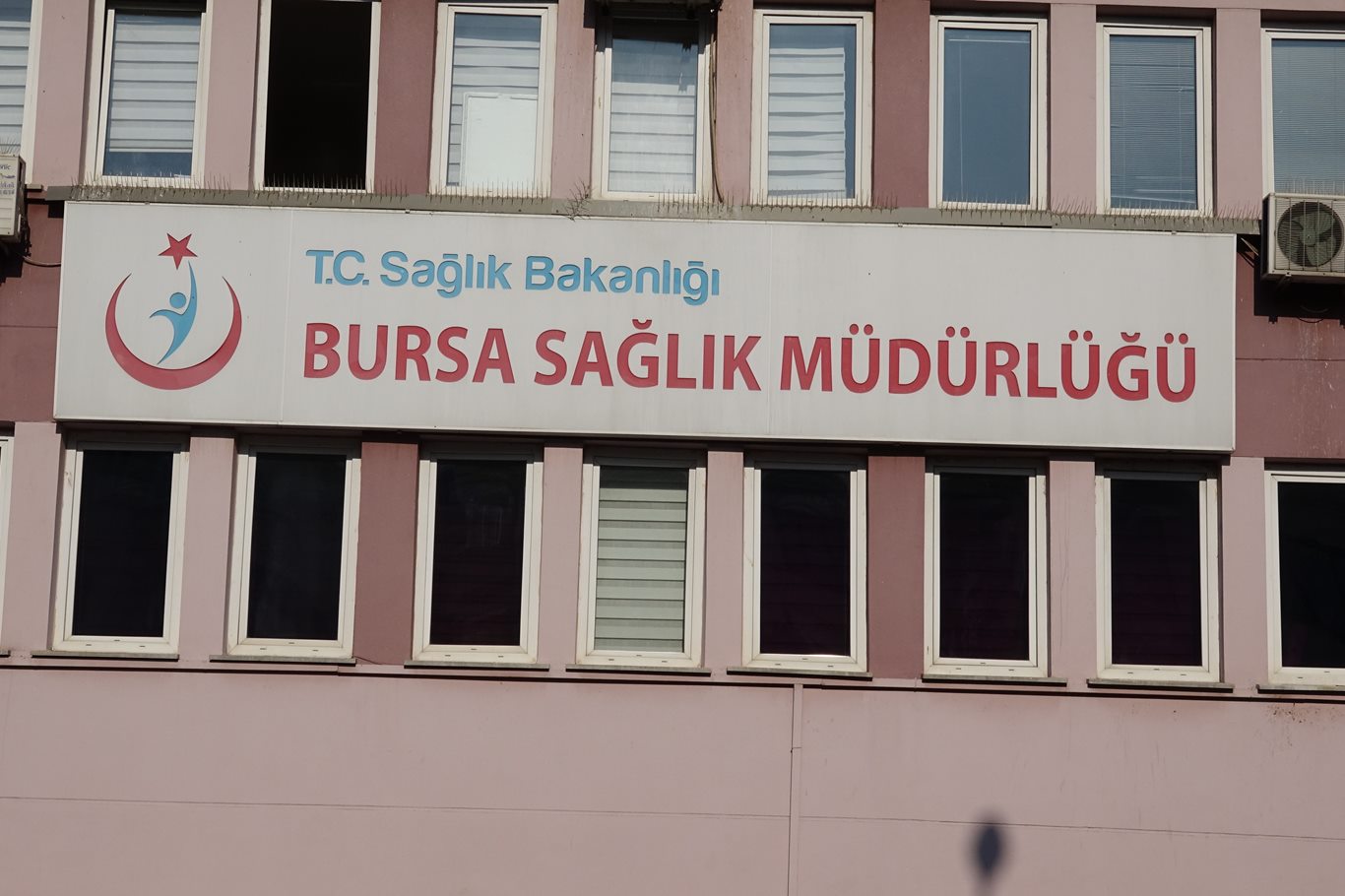 Bursa İl Sağlık Müdürü Dr. Çetin: Bağımlılıktan kurtulmanın ön koşulu bırakmayı istemektir