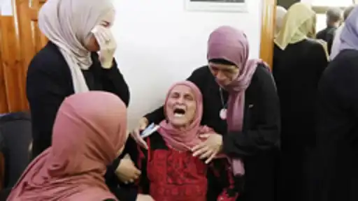 في هجوم إرهابي من المستوطنين على كفر مالك: استشهاد 3 فلسطينيين وإحراق منازل لإجبار السكان على الرحيل