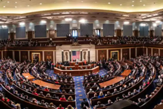 ABD Senatosu, Trump'ın İran'a karşı savaş yetkisini sınırlama girişimini reddetti