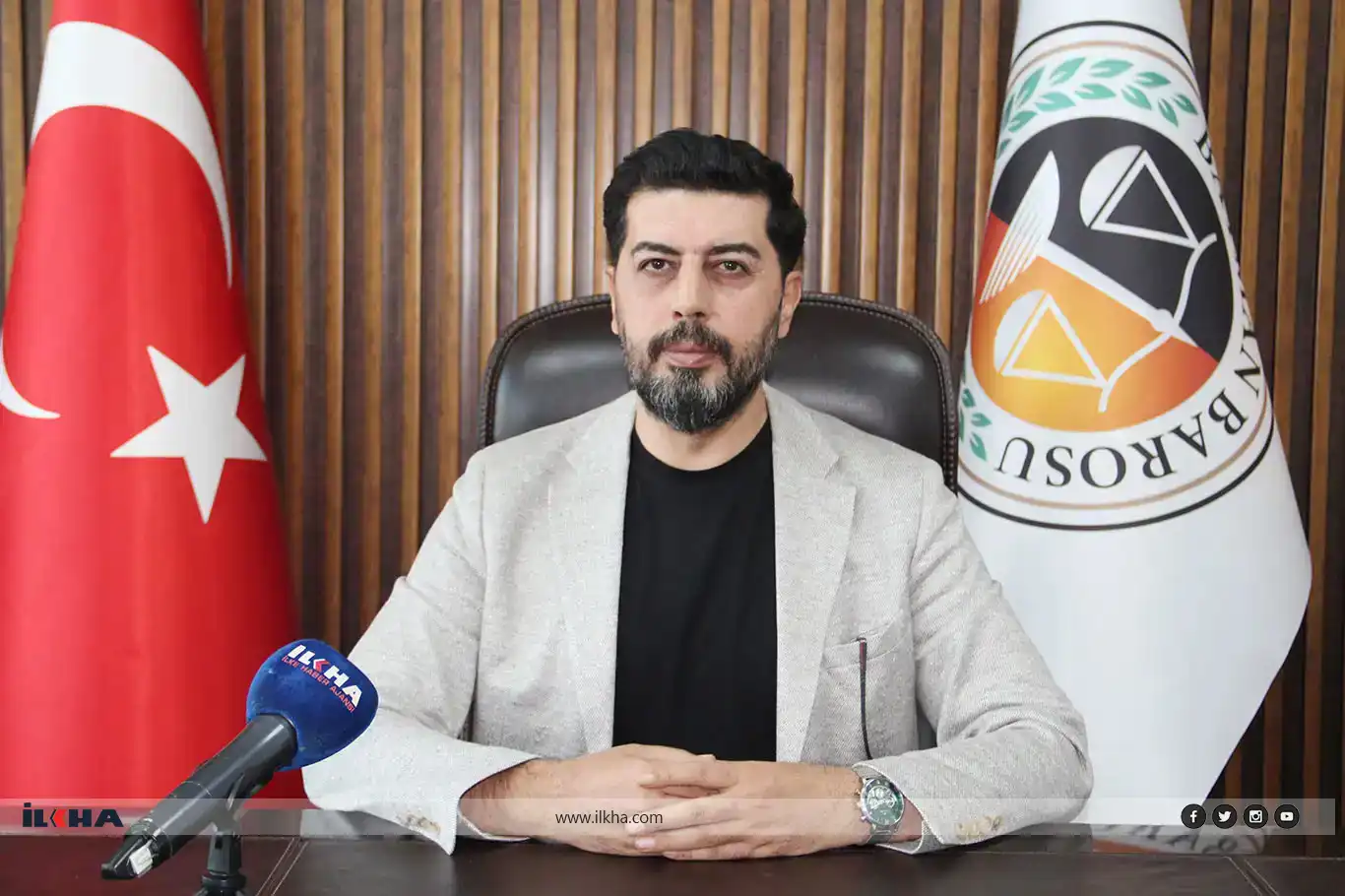 رئيس نقابة المحامين في باتمان: "ما يجري في غزة جريمة حرب ويجب أن يتحرك القانون الدولي فوراً" رئيس نقابة المحامين في باتمان: "ما يجري في غزة جريمة حرب ويجب أن يتحرك القانون الدولي فوراً"
