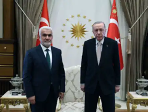 Cumhurbaşkanı Erdoğan, HÜDA PAR Genel Başkanı Yapıcıoğlu'nu kabul etti