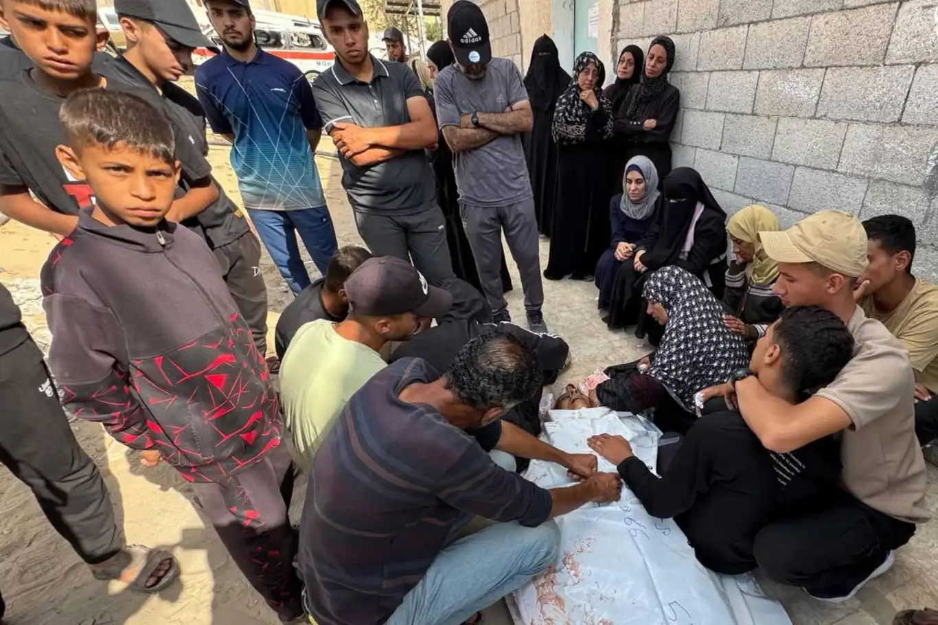 في يومه الـ 607 .. أبرز أحداث العدوان الصهيوني الدامي على قطاع غزة في يومه الـ 607 .. أبرز أحداث العدوان الصهيوني الدامي على قطاع غزة