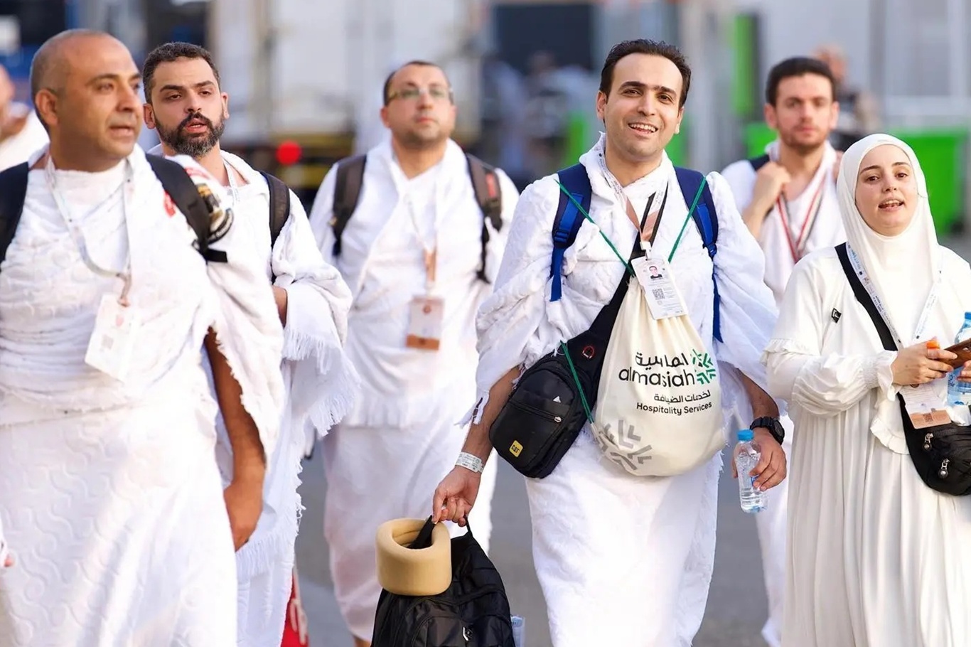 74f4027a-3e51-40b4-b530-b22d1d643c64