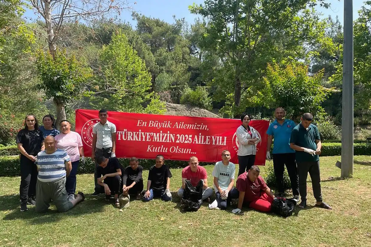 Özel bireylerle çevre günü etkinliği düzenlendi Özel bireylerle çevre günü etkinliği düzenlendi