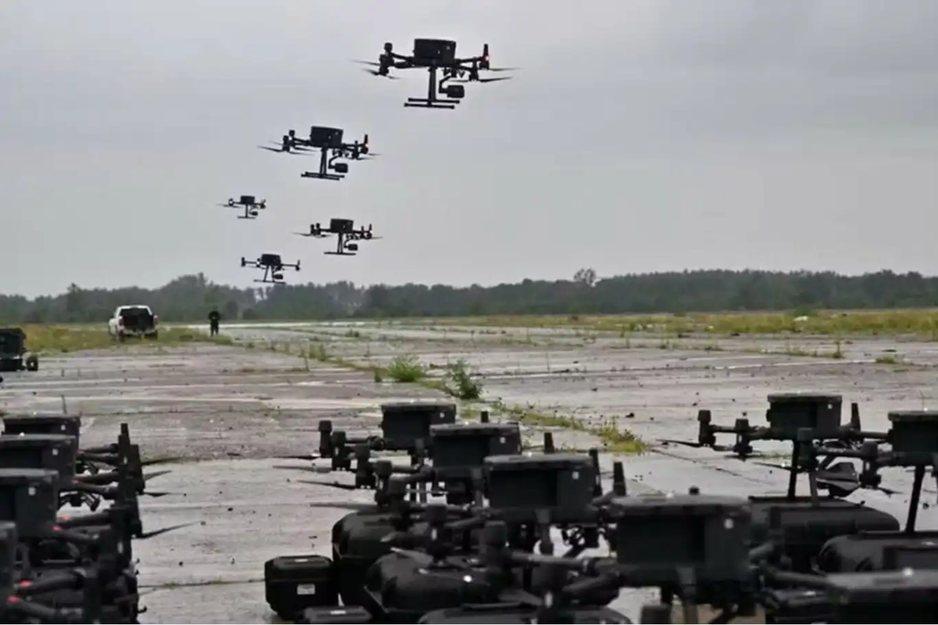 UK to supply 100,000 drones to Ukraine