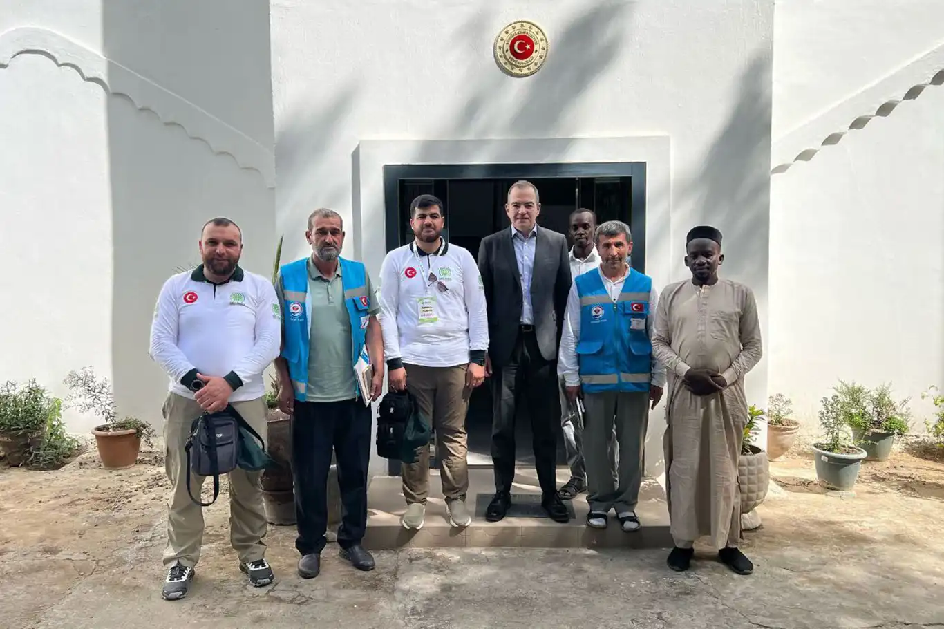 Yetimler Vakfı sadaka kurbanlarını Afrikalı mazlumlara ulaştırıyor Yetimler Vakfı sadaka kurbanlarını Afrikalı mazlumlara ulaştırıyor