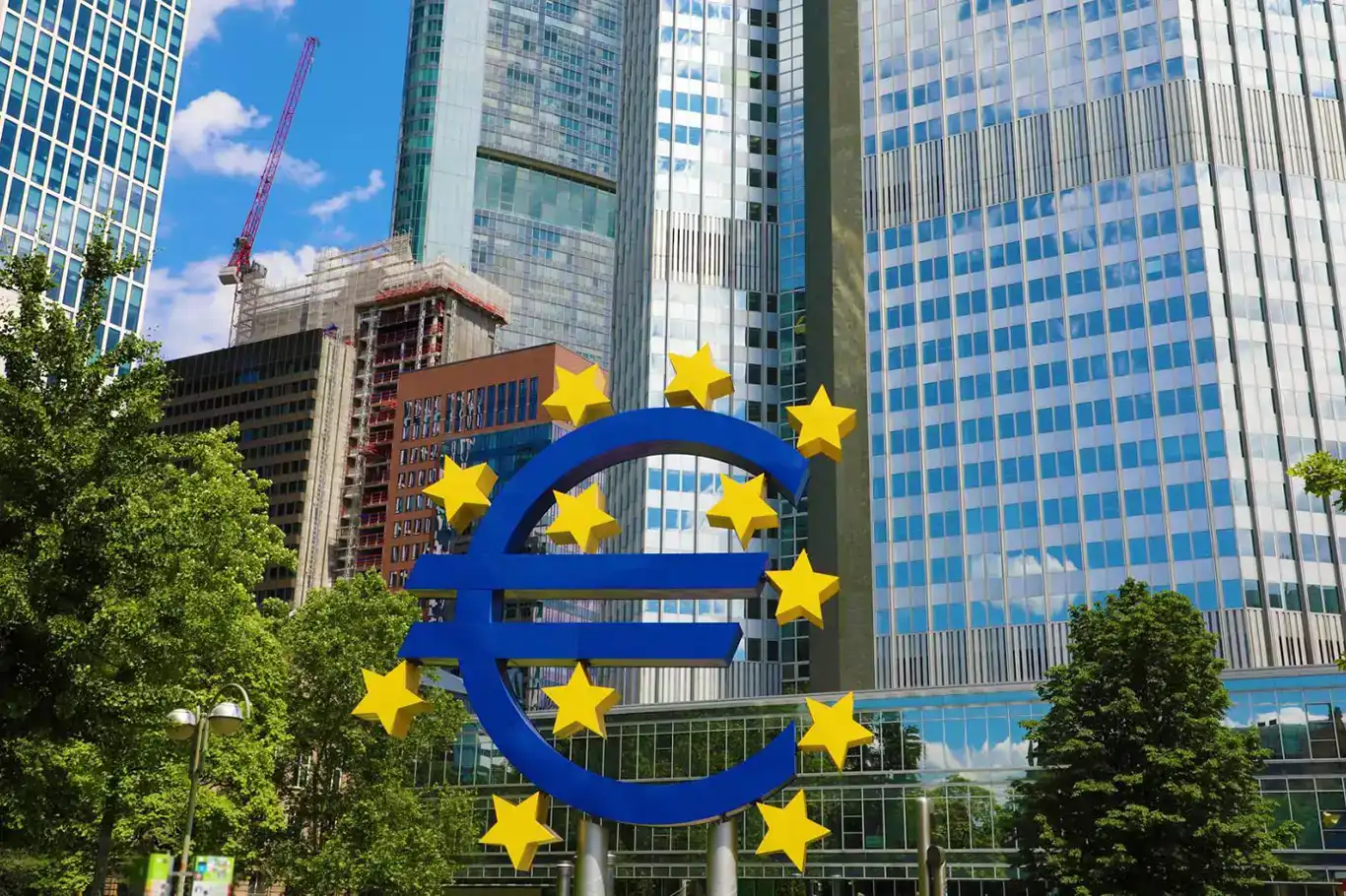 المركزي الأوروبي يخفّض أسعار الفائدة بمقدار 25 نقطة أساس، وسط متابعة حذرة للتضخم