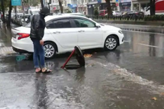 Meteorolojiden 10 kente sağanak uyarısı