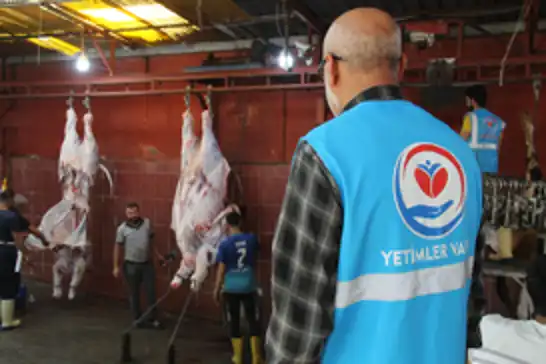 Yetimler Vakfı: Kurban bağışlarını bayramın 4'üncü gününe kadar kabul ediyoruz