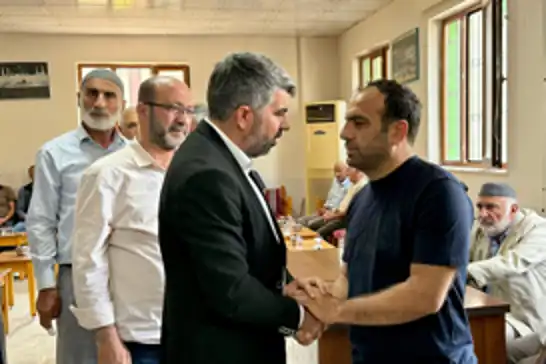 HÜDA PAR Milletvekili Dinç, yangında hayatlarını kaybeden Çavdar ailesinin taziyesine katıldı