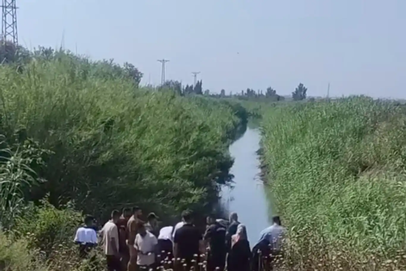 Adana'da serinlemek için suya giren iki kişiden biri kayboldu Adana'da serinlemek için suya giren iki kişiden biri kayboldu