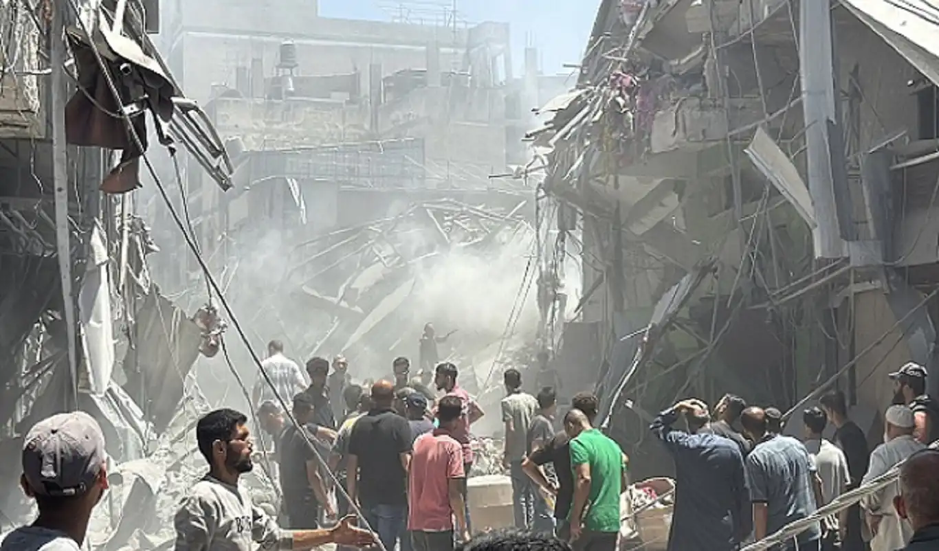 وزارة الصحة بغزة: ارتفاع حصيلة العدوان الإسرائيلي إلى 57762 شهيداً وزارة الصحة بغزة: ارتفاع حصيلة العدوان الإسرائيلي إلى 57762 شهيداً
