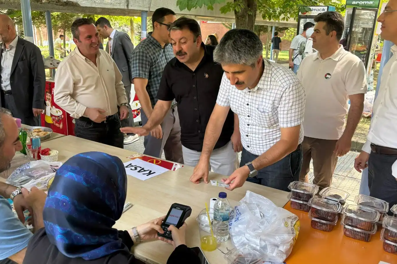 Eğitim-Bir Sen'den Filistin yararına kermes Eğitim-Bir Sen'den Filistin yararına kermes