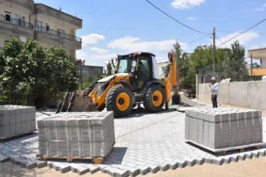 Siirt'te mahalle yolları yenileniyor: Şavuran Mevkii'nde çalışmalar tamamlandı