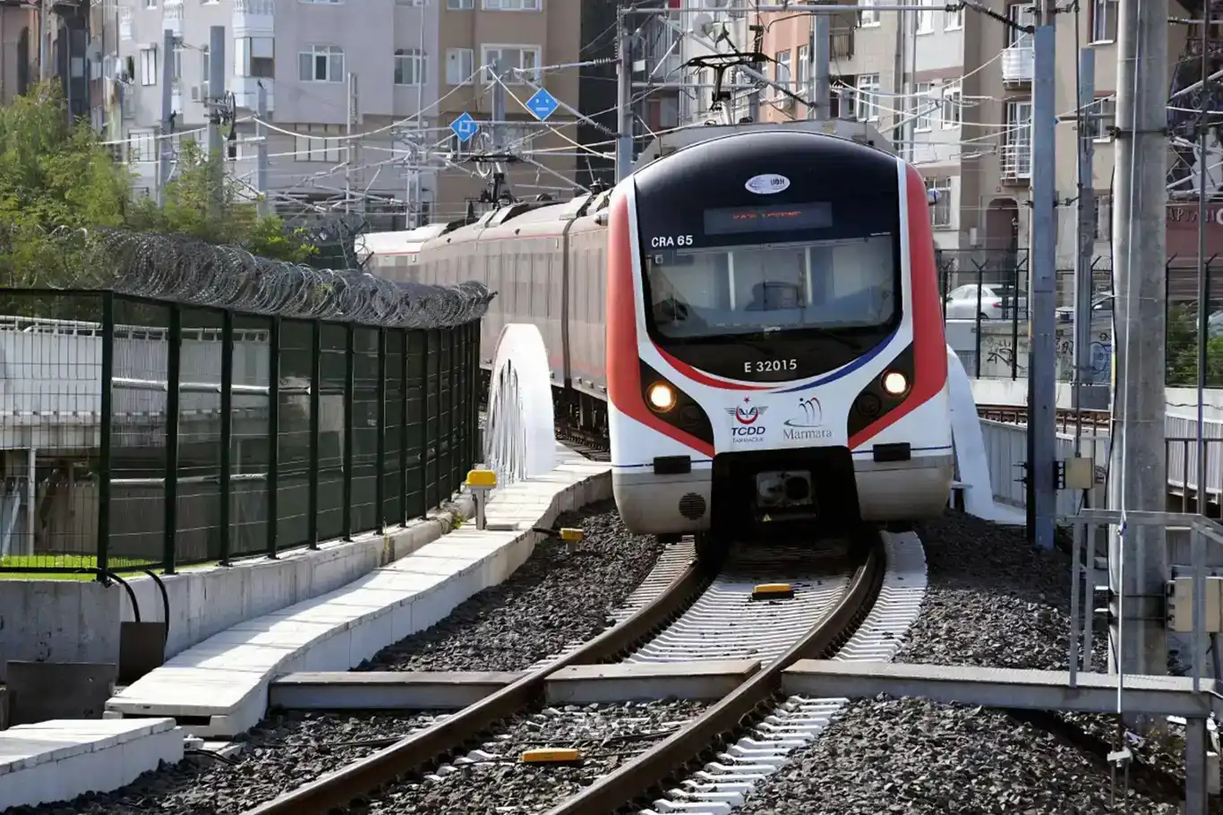 Kent içi raylı ulaşım bugün ücretsiz olacak Kent içi raylı ulaşım bugün ücretsiz olacak